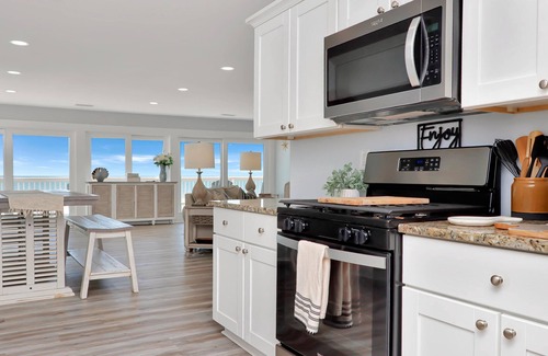 Port St. Joe House | Breezeway