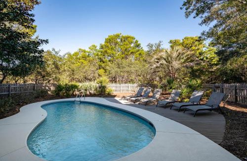 Gulf Trace House | Breezeway