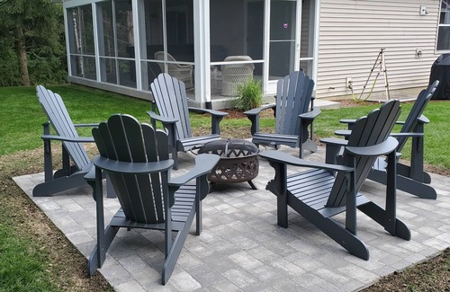Miami Park House | Breezy Beach - Lake Michigan Access , private hot tub!