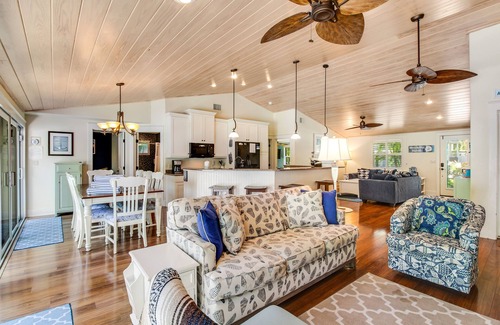 Anna Maria House | Breezy canalfront home w/heated pool & dock - 3 blocks to Bean Point Beach
