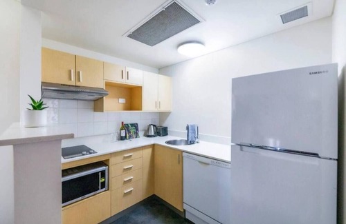 Darwin City Centre Apartment | Breezy Harbourfront Resort with Seaviews and Pool