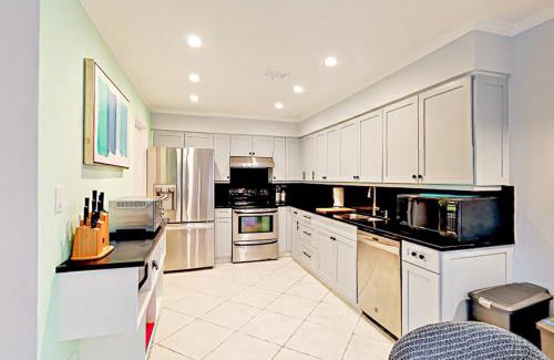 Parrot Cove House | Breezy Ocean Escape