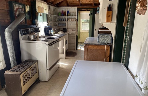 South Bristol Cottage | Breezy Point Cottage/Rutherford Island