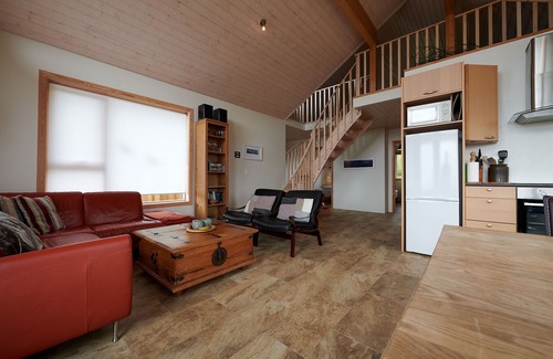 Saurbaer Cottage | Brekka - Stunning Country & Ocean View Location, Yet Close To Reykjavik