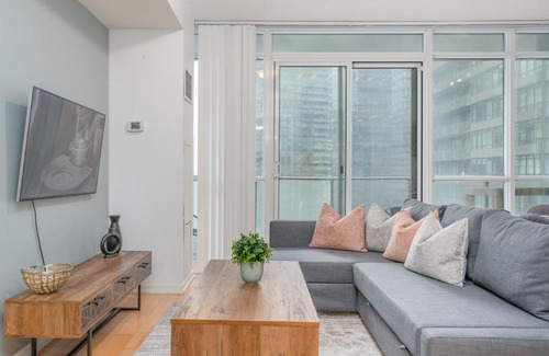 Downtown Toronto Apartment | Bremner Apartments