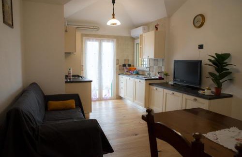 Varazze Apartment | Brenin