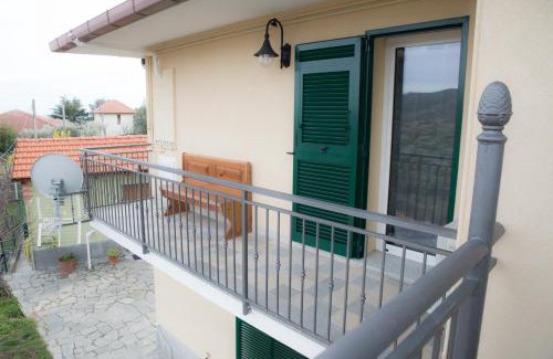 Varazze Apartment | Brenin