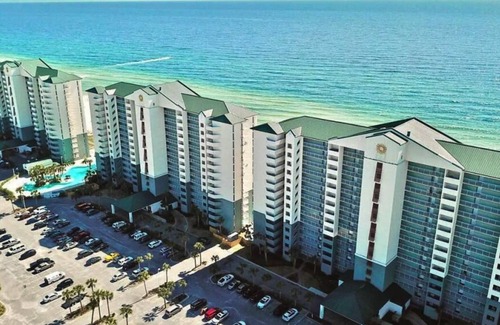 Long Beach Apartment | Brent's Beach - The Seahorse Studio