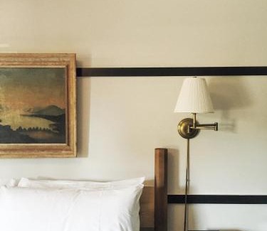 Saratoga Springs Hotel | Brentwood Hotel