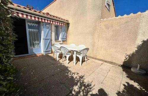 Valras-Plage Villa | Bret
