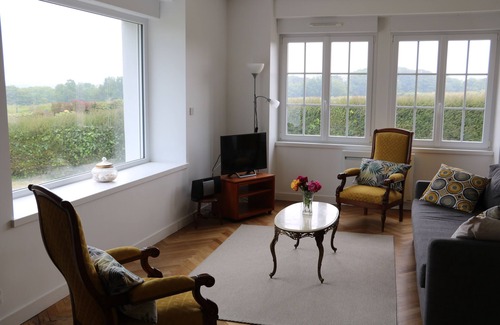 Saint-Pol-de-Leon House | Bretagne - Maison Entre Terre et Mer, Rénovée Avec Goût, Spacieuse, vue sur mer