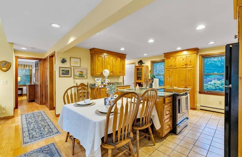 Brewster House | Brewster Family Gateway 3BR