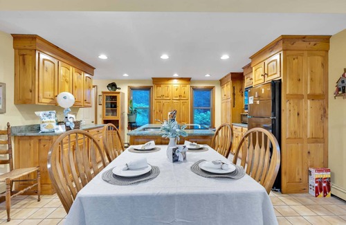 Brewster House | Brewster Family Gateway 3BR
