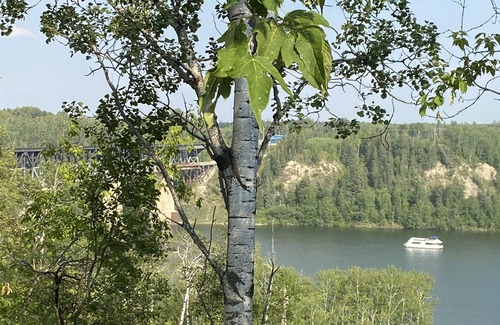 East Central Saskatchewan House | Brian’s Place Retreat & Resort : Riverview Property