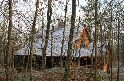 Mentone Cabin | Briar Ridge Tucked between the Rocks on Lookout Mountain