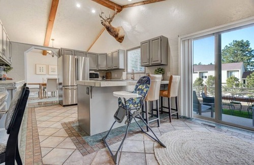 Monument House | Briarhaven Forest! Family Getaway Near USAFA