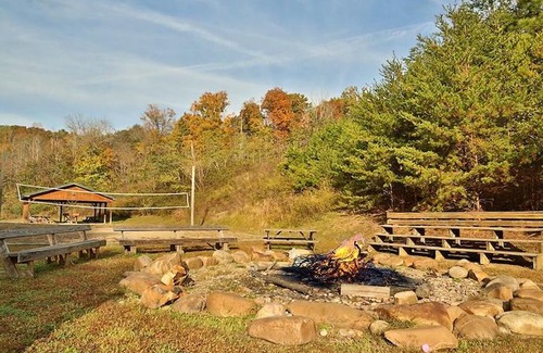 Pigeon Forge Apartment | Briarstone Lodge Condo 13B - Two Bedroom Condo