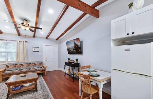 Jekyll Island House | Brice Shore To Please - charming Jekyll duplex close to beach