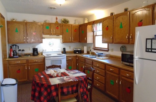 Marion Cottage | Brick cottage near Hungry Mother, Mt. Rogers
