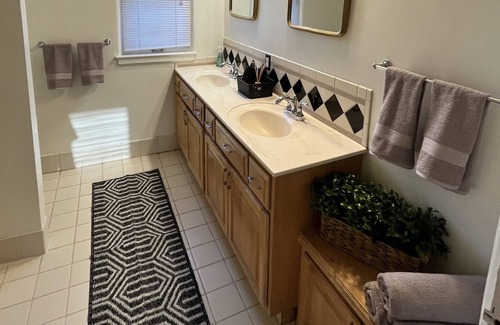 Sioux Falls House | Brick Home - Mckennan Park and Avera Mckennan adjacent