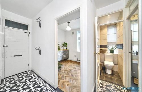 Weavers Apartment | Brick Lane Apartment