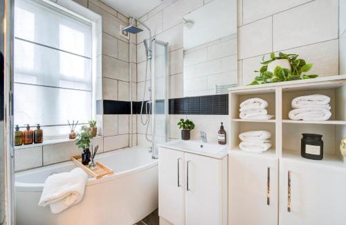 Weavers Apartment | Brick Lane Apartment