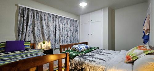 Karori Bed & Breakfast | Bridge & Birds