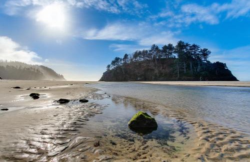 Neskowin House | Bridge to the Beach