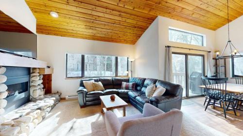 Ketchum House | Bridgepoint Condo 30