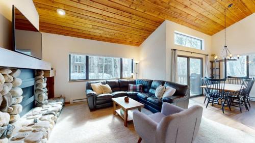 Ketchum House | Bridgepoint Condo 30