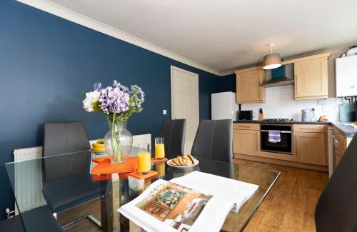 Newcastle-upon-Tyne House | Bridges Retreat, Newcastle