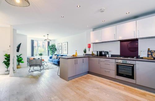Stoke-on-Trent House | Bridgewater House by Truestays - NEW 3 Bedroom House in Stoke-on-Trent