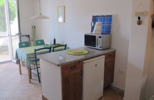 Cabras Apartment | BRIDI Lovingly furnished, comfy holiday home near wonderful beaches P3400