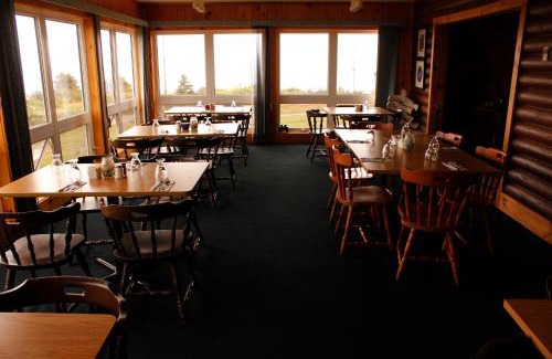 Westport Hotel | Brier Island Lodge