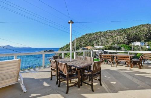 Seal Rocks House | Briesta