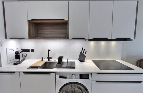 Grenelle Apartment | Bright 1BD apt with terrace near Eiffel Tower, AC, elevator, insurance incl.