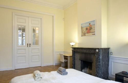 Etterbeek Apartment | Bright 1BR with terrace near Montgomery