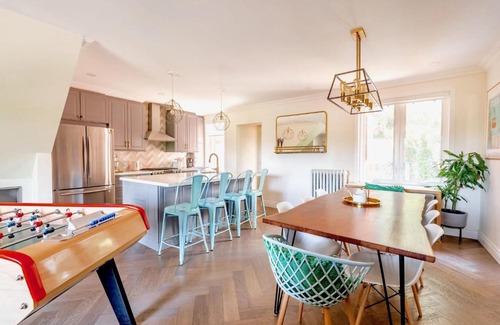 High Park North House | Bright 2 Storey 3BR Just Minutes From High Park
