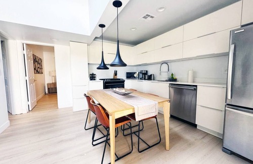 Fox Hills House | Bright 2BR Home Near LAX & SoFi - SH2