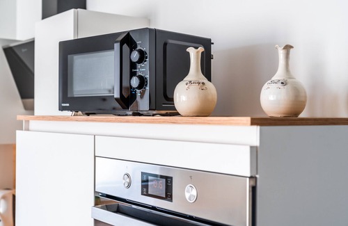 Schwerin Apartment | Bright 3-room apartment, 78 square meters, directly on Lake Schwerin.