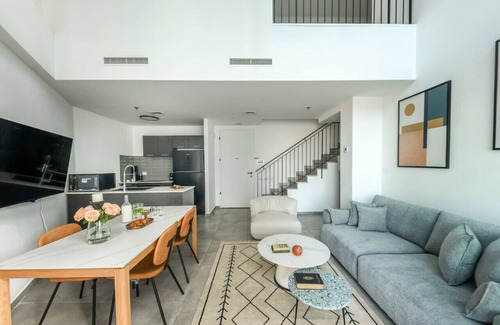 Tel Aviv Apartment | Bright 3BR Apt w Balcony in Tel Aviv City Center