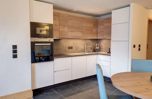 La Rosiere Apartment | Bright apartment with pool table, spa, and valley view