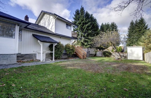 West End House | Bright & Airy 4 Bedroom Villa in North Tacoma