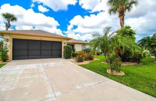 Rotonda Heights House | Bright & Airy Canal-Front Retreat With Pool