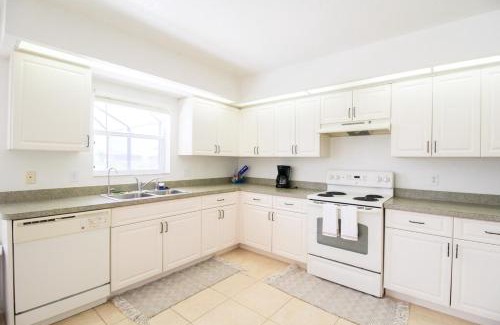 Rotonda Heights House | Bright & Airy Canal-Front Retreat With Pool