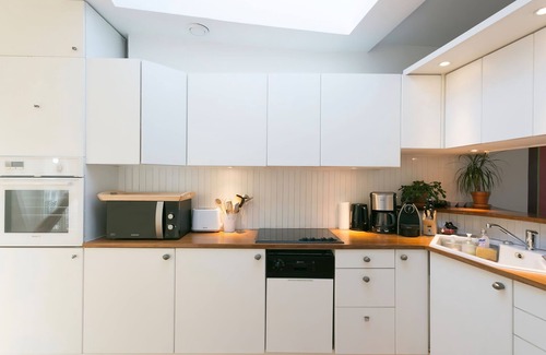 Latin Apartment | Bright & airy large top floor apartment near Mouffetard and Pantheon
