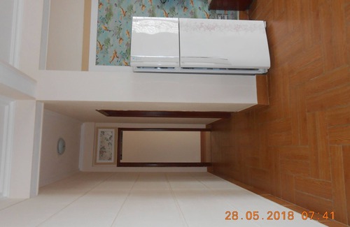 Nhat Tan Apartment | Bright, airy, well equipped, near west lake 2 bedrm apartment