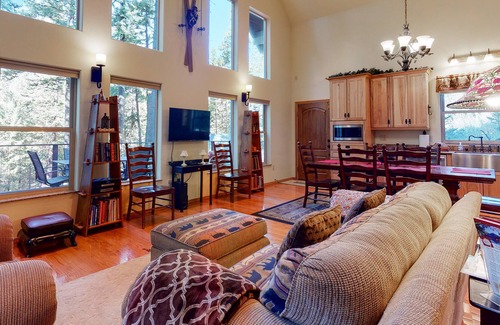 Joseph House | Bright and beautiful three-level home with mountain view and gas fireplace