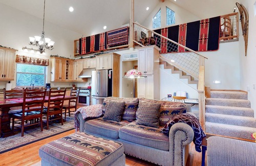 Joseph House | Bright and beautiful three-level home with mountain view and gas fireplace