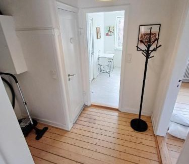 Aalborg Apartment | Bright and central city apartment near Aalborg Business School